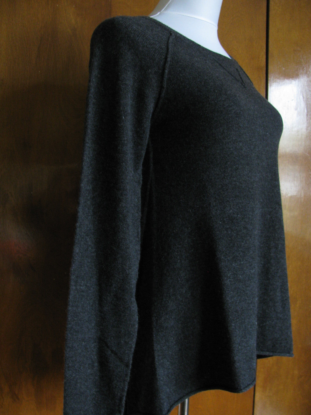 Quotation Women's Pepper Cashmere Sweater Small 