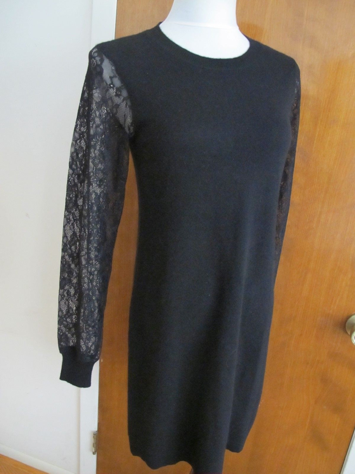 Bloomingdale’s women’s black luxe cashmere classic evening sweater dress 