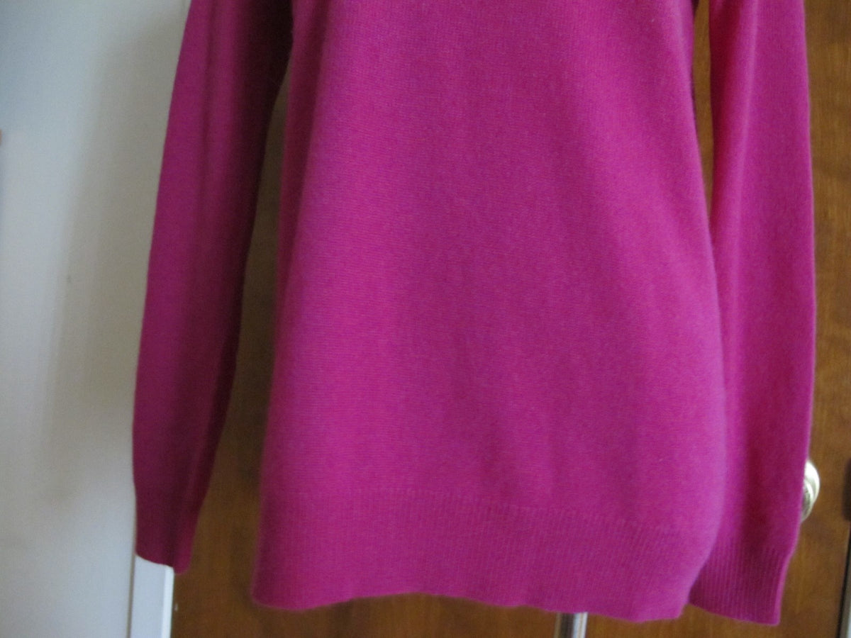 Bloomingdale’s women’s pink fuschia detailed soft 2ply cashmere sweater 