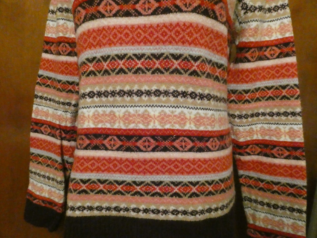 New York&Company women's multicolor long sleeves sweater size Medium preowned
