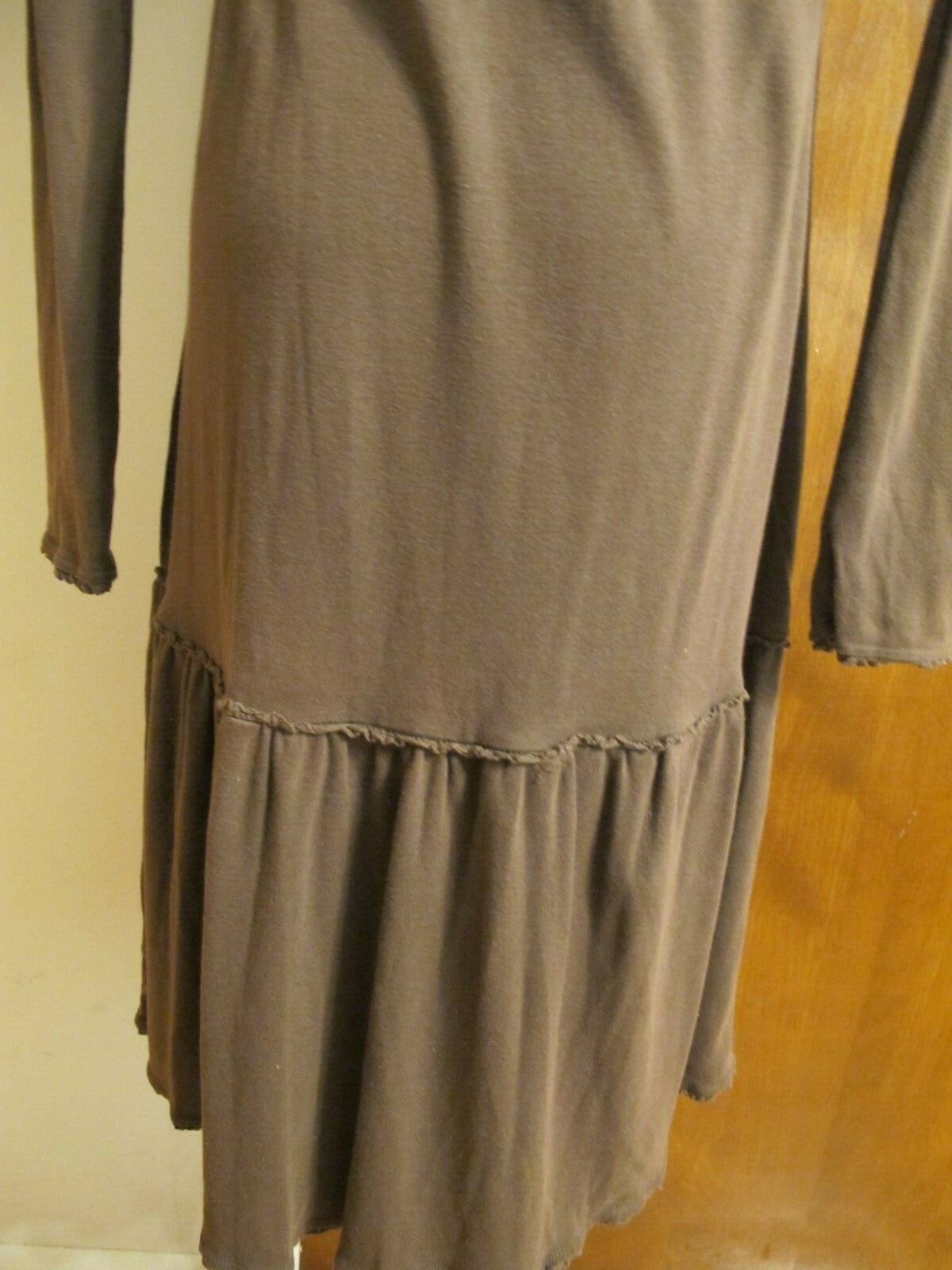 LaRok Women's brown buttoned dress w/buttoned sleeves Small 