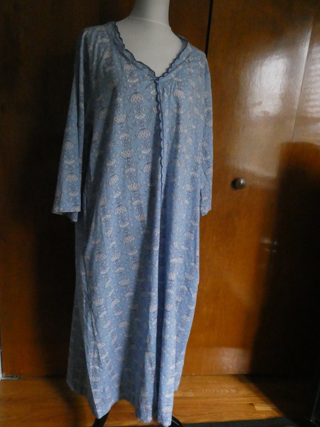 Tucker Nuck Maxi Dress XL Blue Floral 100% Cotton Soft Boho Lounge Caftan