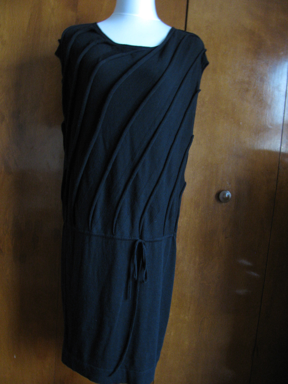 Max Studio women's black cotton rayon detailed  dress Large 