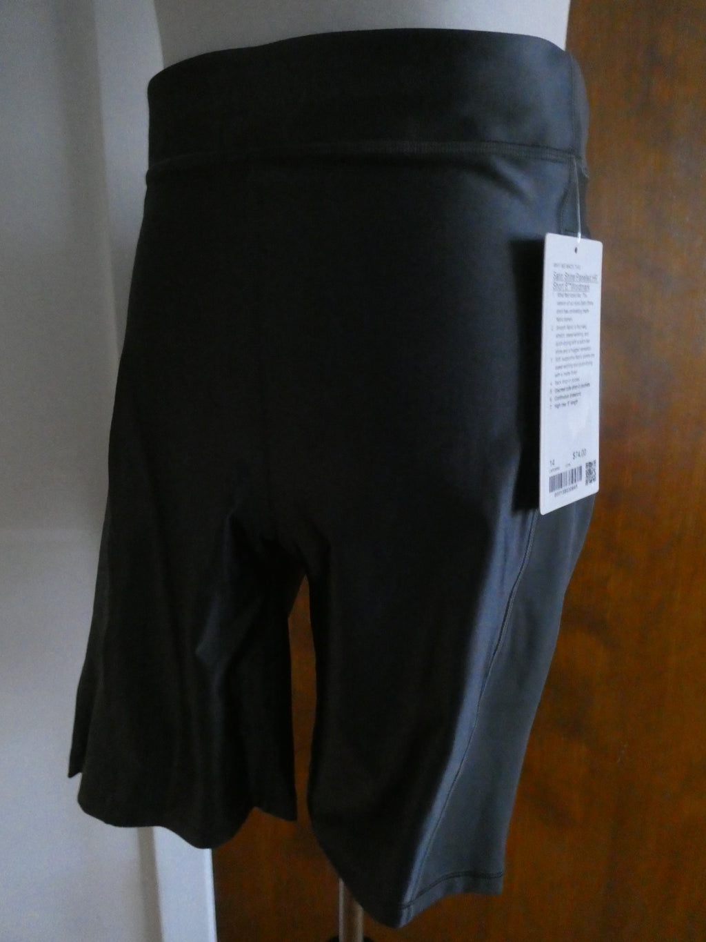 Lululemon Satin Shine Panelled HR Short 8" Wordmark Coal Black Size 14 NWT