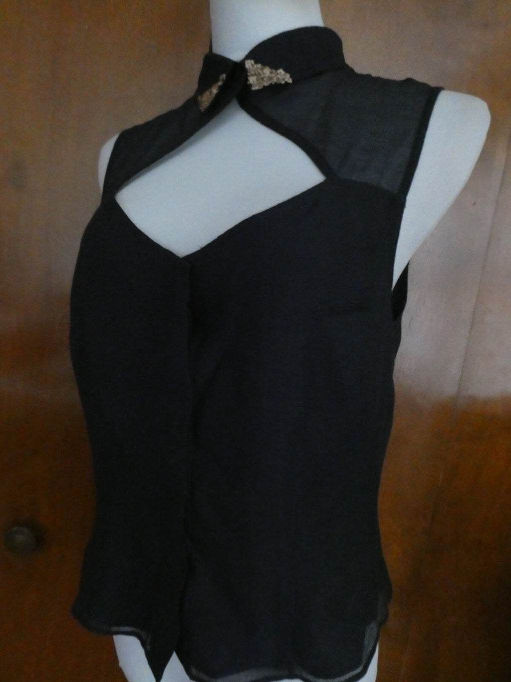 Rachel Roy black lined decorated embellished evening blouse sz 12 (fits size 10)