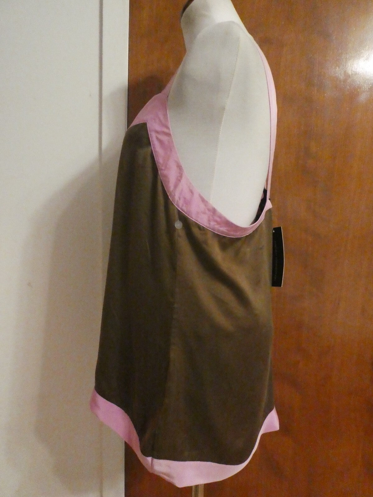 French Connection women's bullfrog/mulberry silk/ rayon top size 12 retail $118