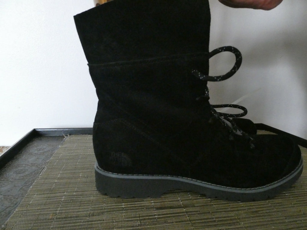 The North Face suede leather uppers low height women’s black/gray New boots sz 7