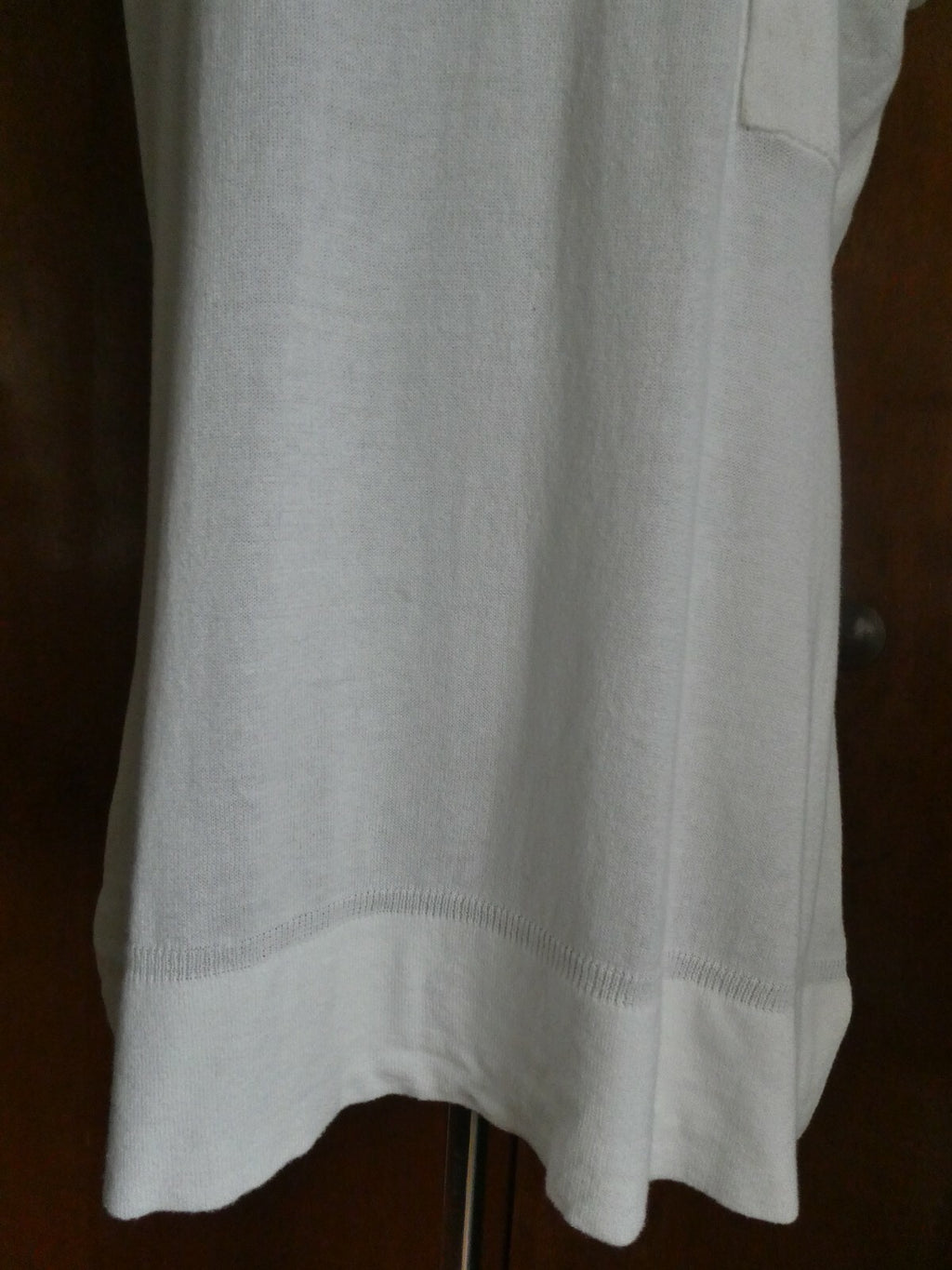 Smitten women's ivory soft cotton top size Large Style# S030236LM