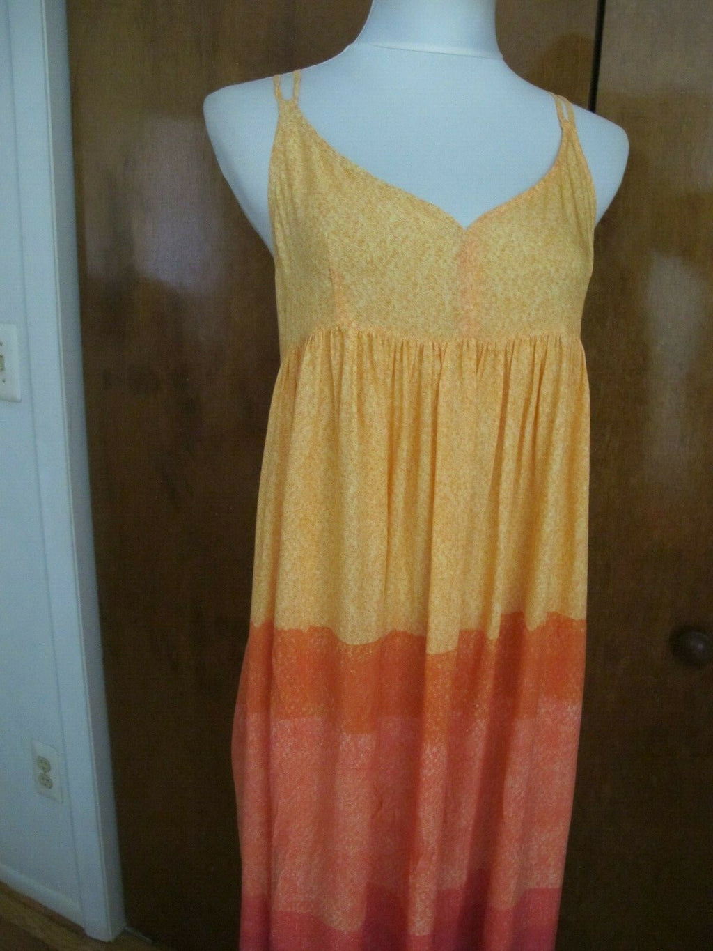 Anthropologie FEATURING THE ART WORK OFCARLA WEEKS Summer Rayon dresses