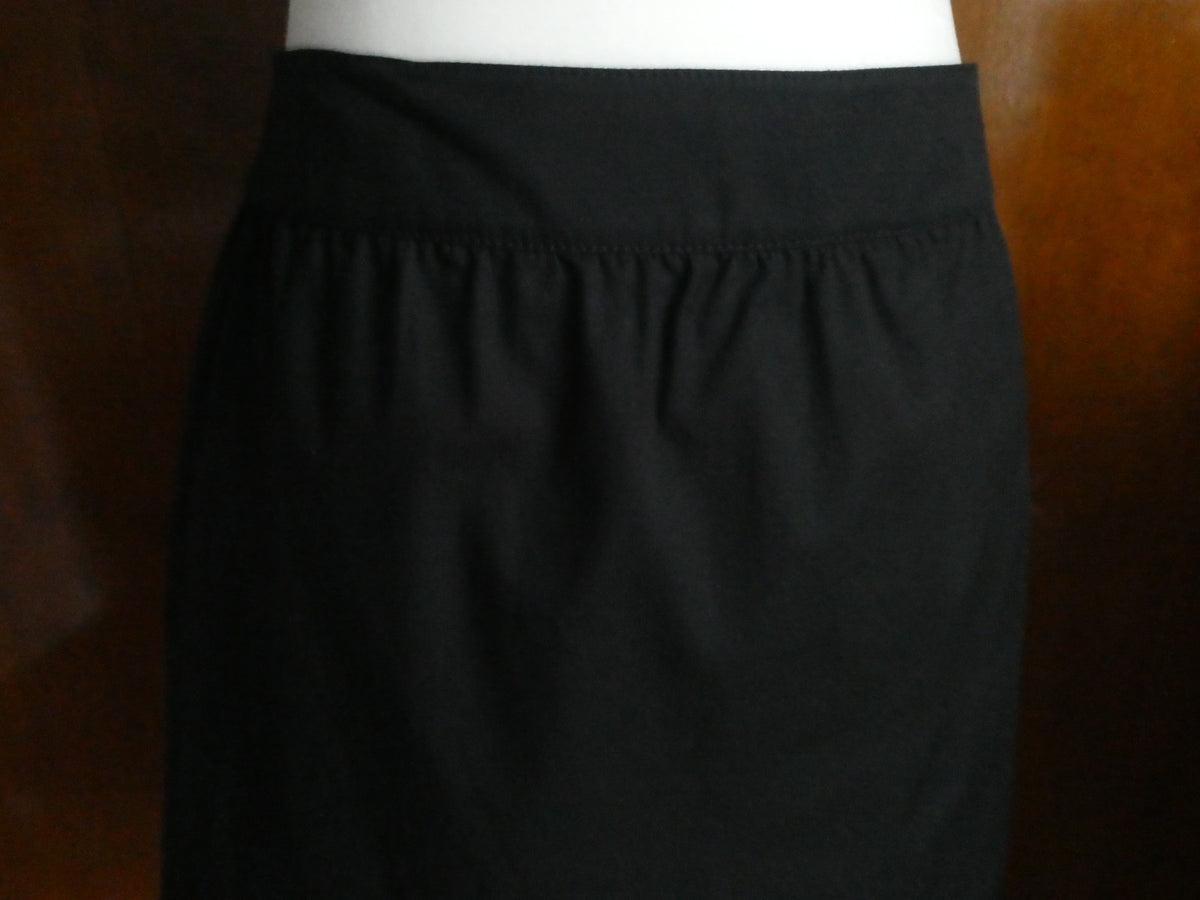DKNY Donna Karan women black embroidered soft cotton side pockets skirt size 10