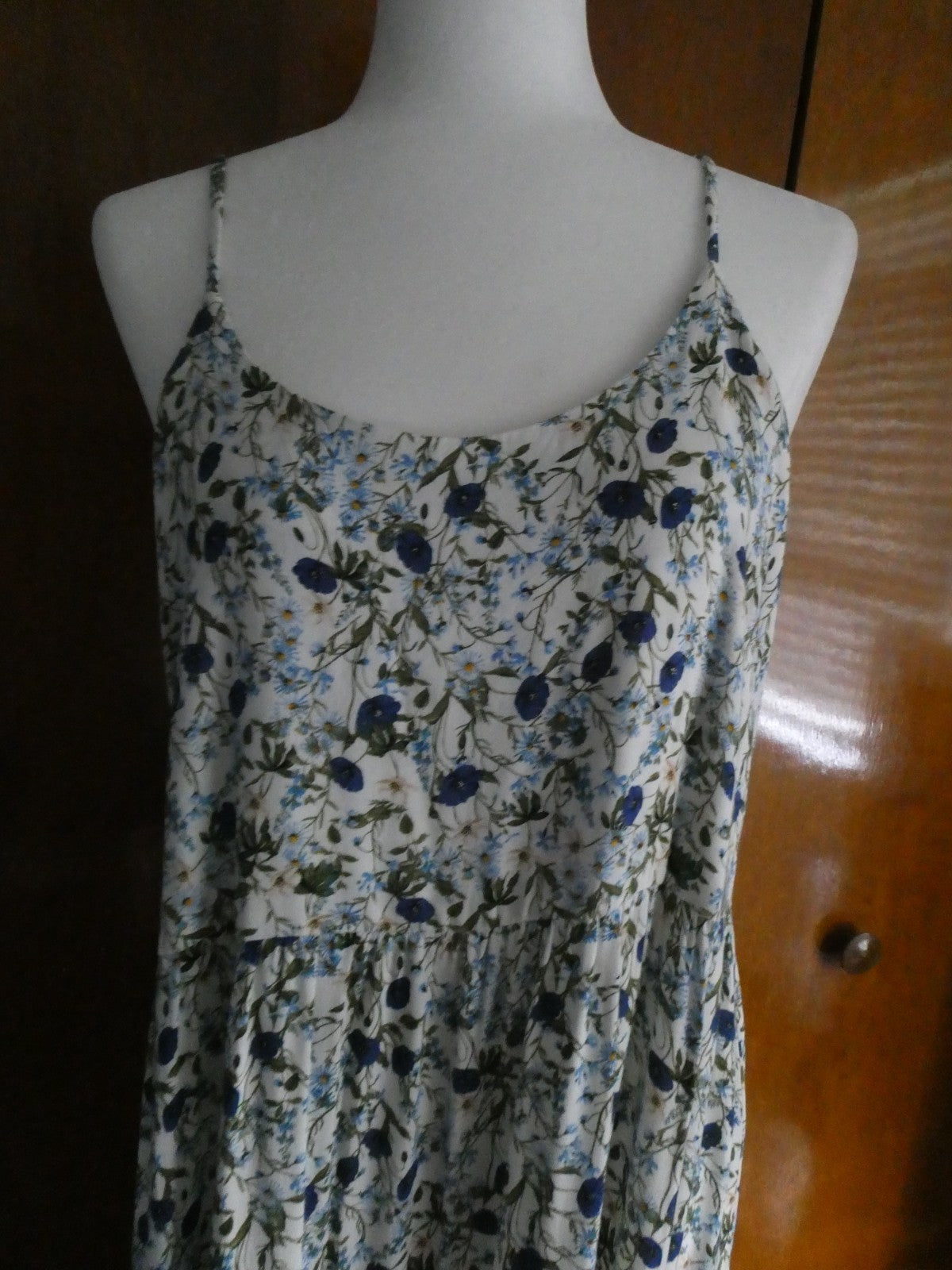 Primark Cares Floral Maxi Dress Size 8 Blue White 100% Viscose Spaghetti Strap