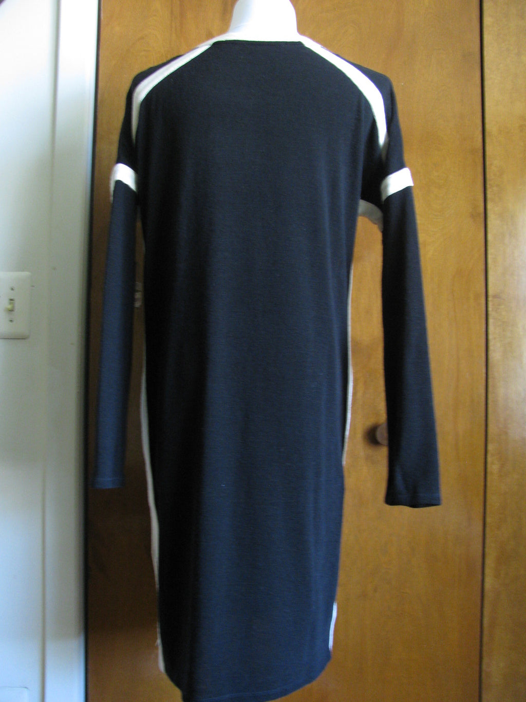 Rachel Roy women’s black dress with snaps closures at one side bottom Large NWT