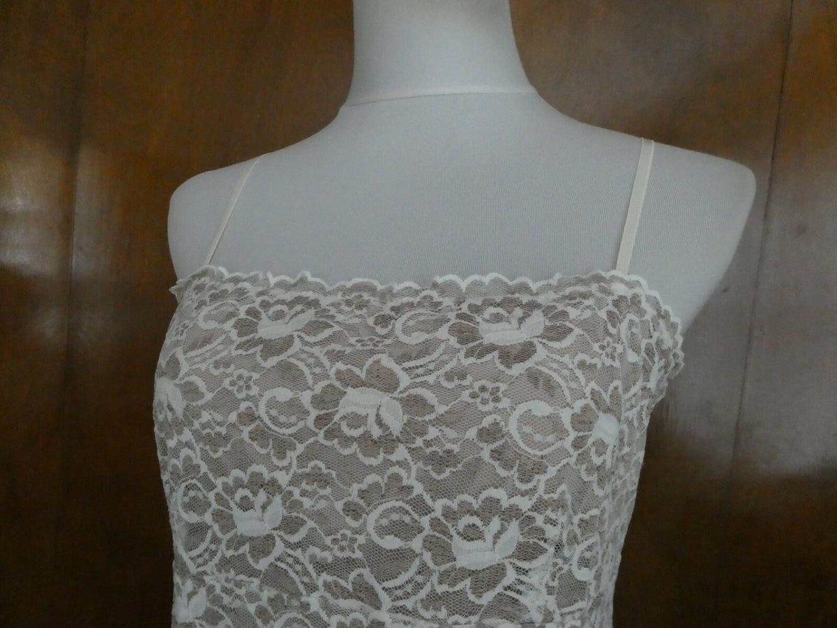 New York & Company Women’s Beige Detailed Tank Top Large