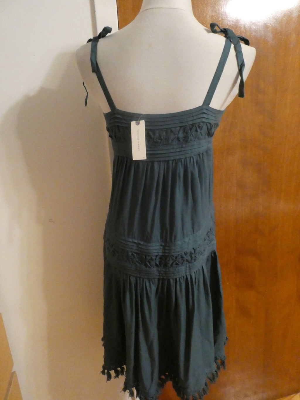 Anthropologie Floreat women's green 100% viscose dress