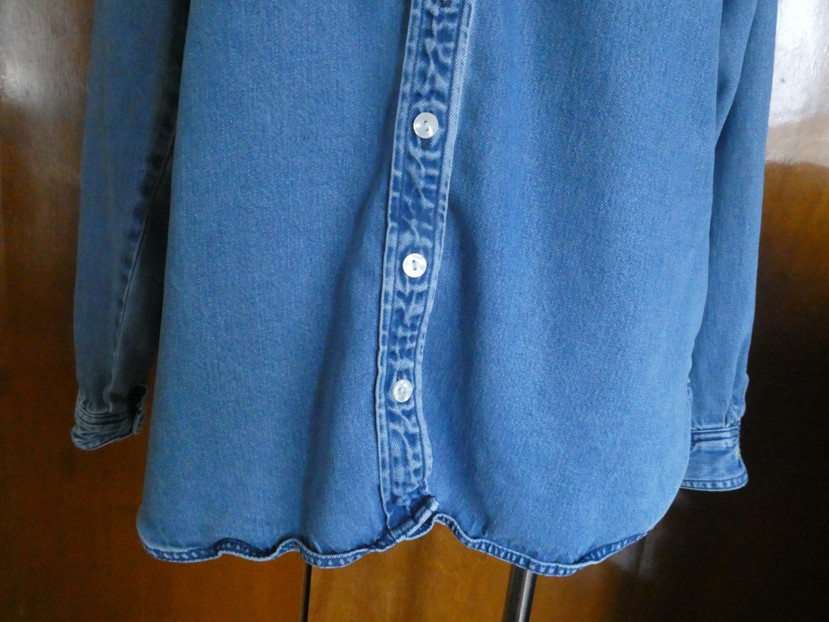 Abercrombie Fitch Women Chambray Denim Button Down Long Sleeve Boyfriend Shirt M