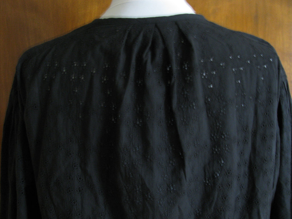 Free People women's black cotton crocheted fabric tunic top size Medium 