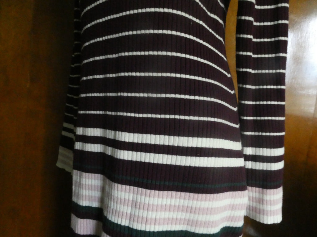 No Boundaries Juniors XXL-19 Colored Sweater Dress Cut Front Stretch Long Sleeve