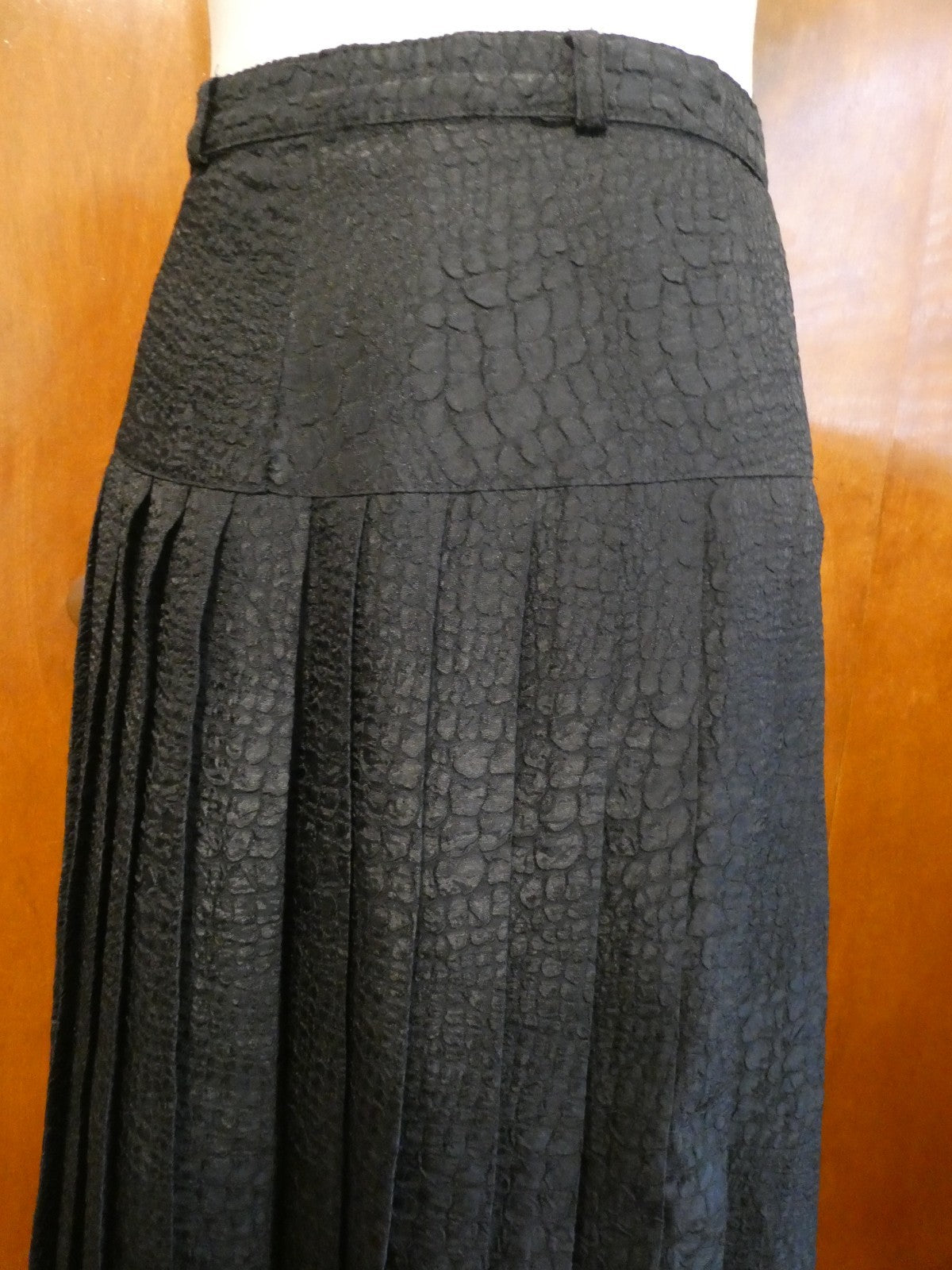 Vintage Baruch Women 2 Pc Suit Size 48 Leopard Jacket Black Pleated Lined Skirt