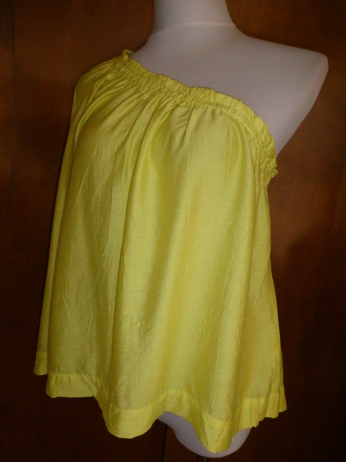 Anthropologie Maeve Women’s Canary Yellow Shoulder Top Blouse Medium, Large