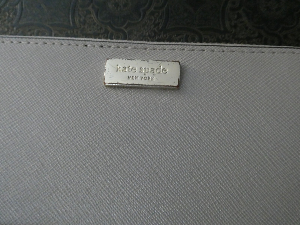 Kate Spade New York Women’s Zip- Around Gray/Black Leather Wallet Size Large