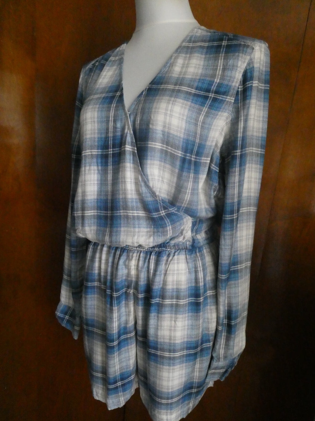 Gap Women’s Long Sleeve Blue Plaid Flannel Romper Wrap Front 