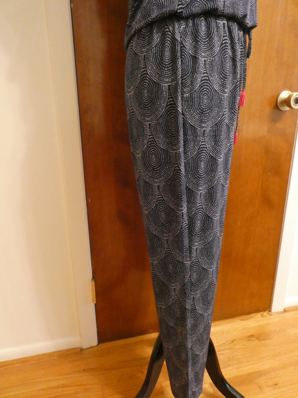 Hatley Women's Sleeveless Jumpsuit S/P Black White Print Tassel Tie Stretch EUC