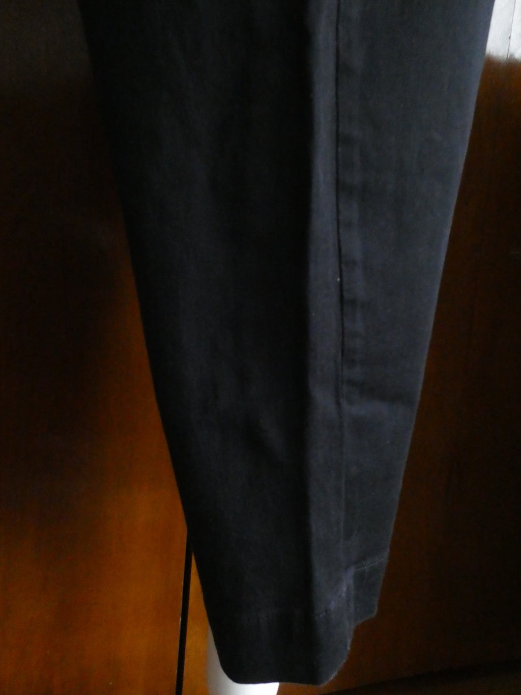 Lee Khakis Navy Women Capris Size 4 Medium Mid Rise Stretch Cotton Below Knee