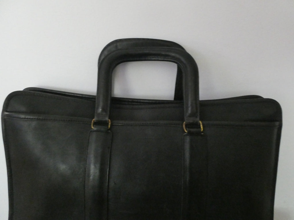 Vintage Authentically Coach Briefcase/ Tote Black Glove-Tanned Leather 570-8625