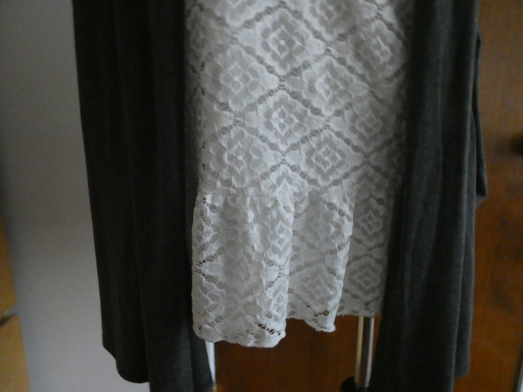 AB STUDIO Women's Gray/White Detailed built in lace overlay shell with ruffle XL