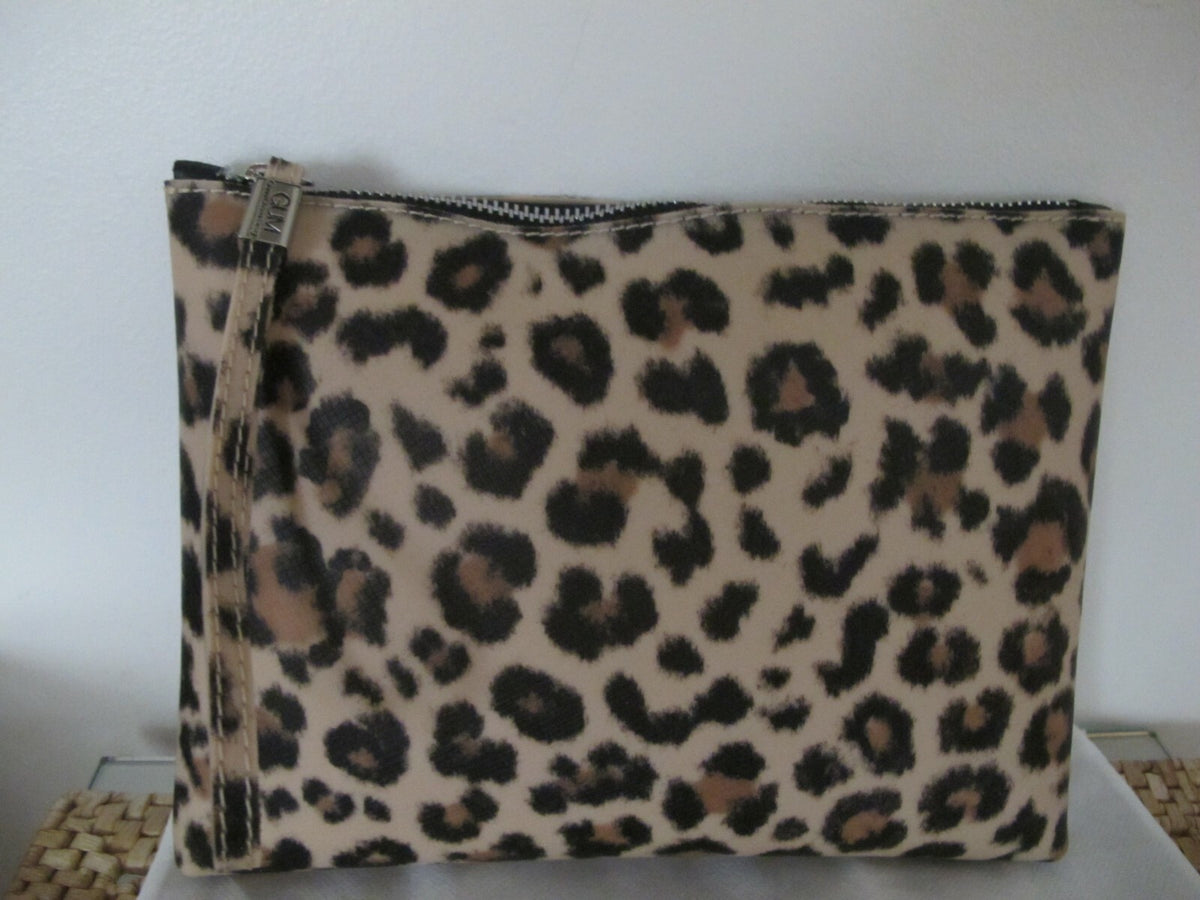 Gianni Chiarini Italy GUM animal printed clutch beige and black 11.5”x9”x1”