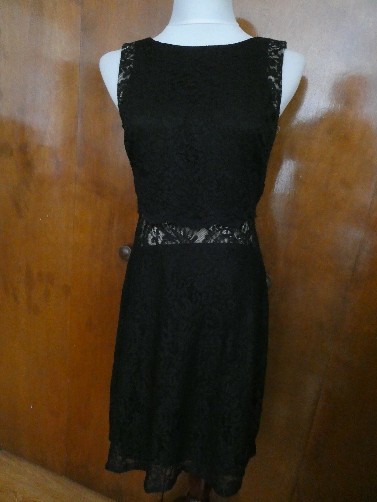 Ralph Lauren women's black lined fabric lace crafted evening dress New