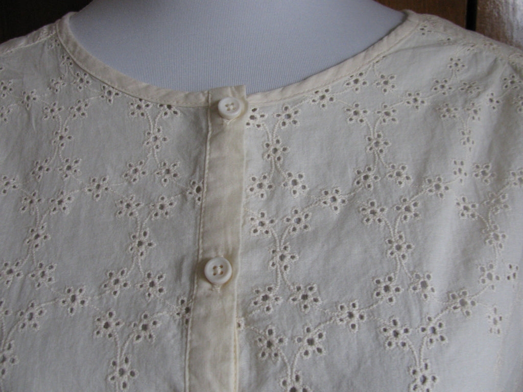Free People women's 3/4 Sleeves ivory cotton crocheted fabric tunic top Medium 
