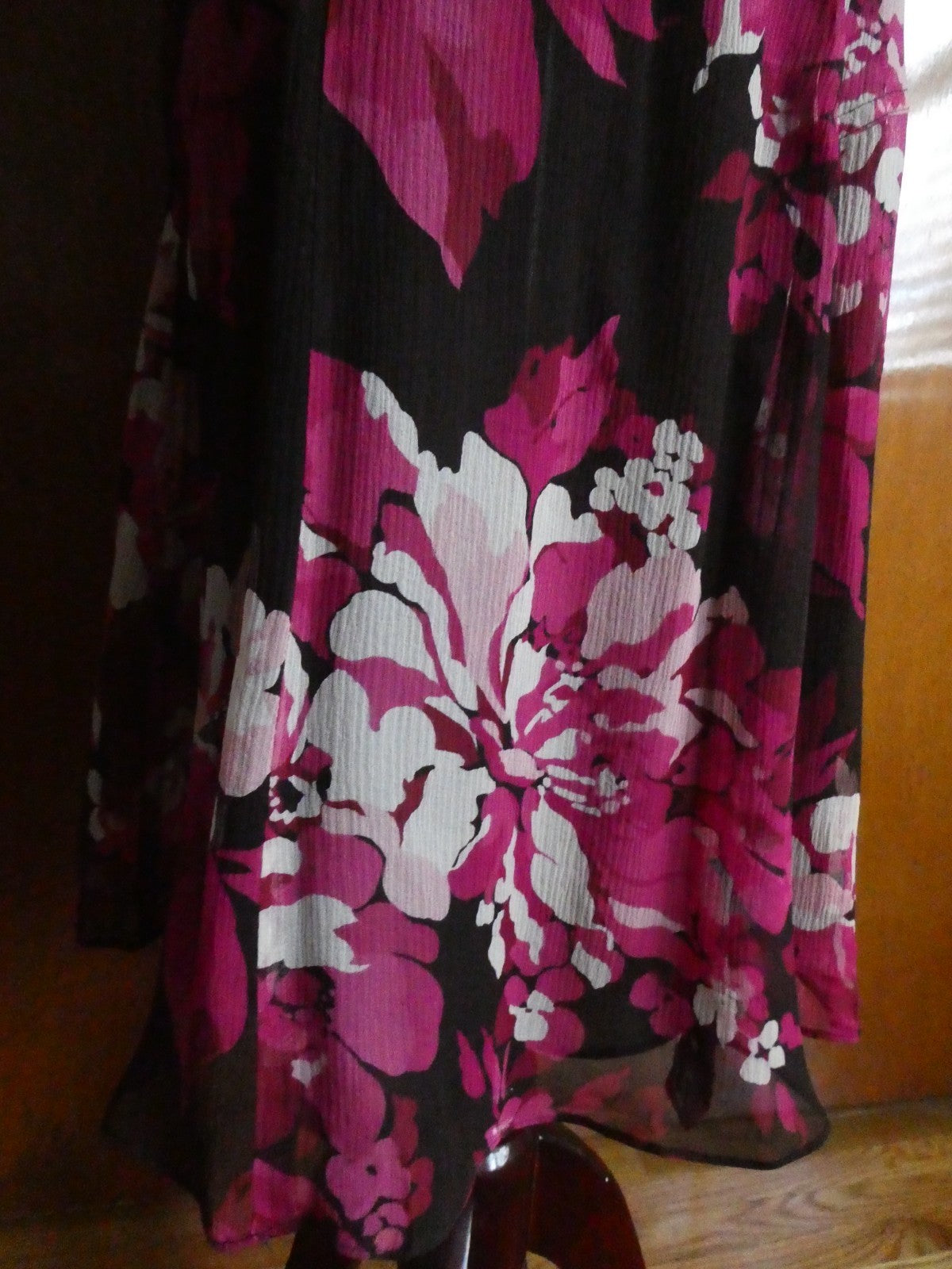 Nine West women's 100% Silk Lined Multicolor Gorgeous Skirt Size 2