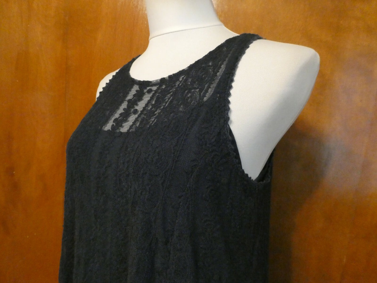 Abercrombie & Fitch women's navy lined evening dress Large (can fit Medium)
