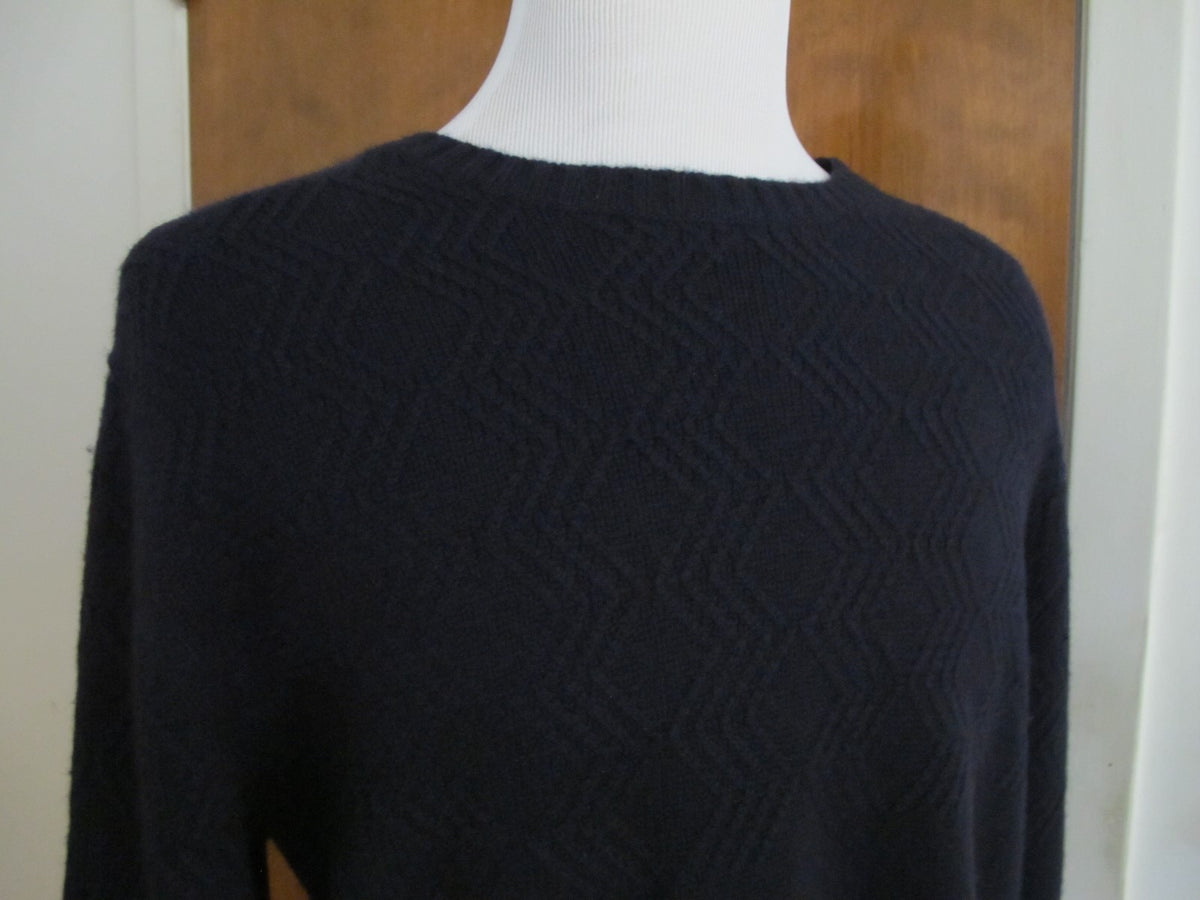 Bloomingdale's men's true navy cashmere sweater New