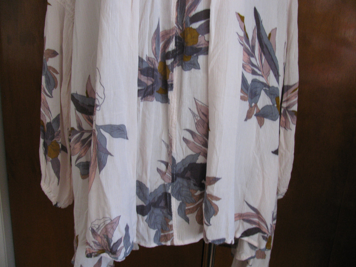 Free People Women’s Pearl Combo Rayon floral print Top New