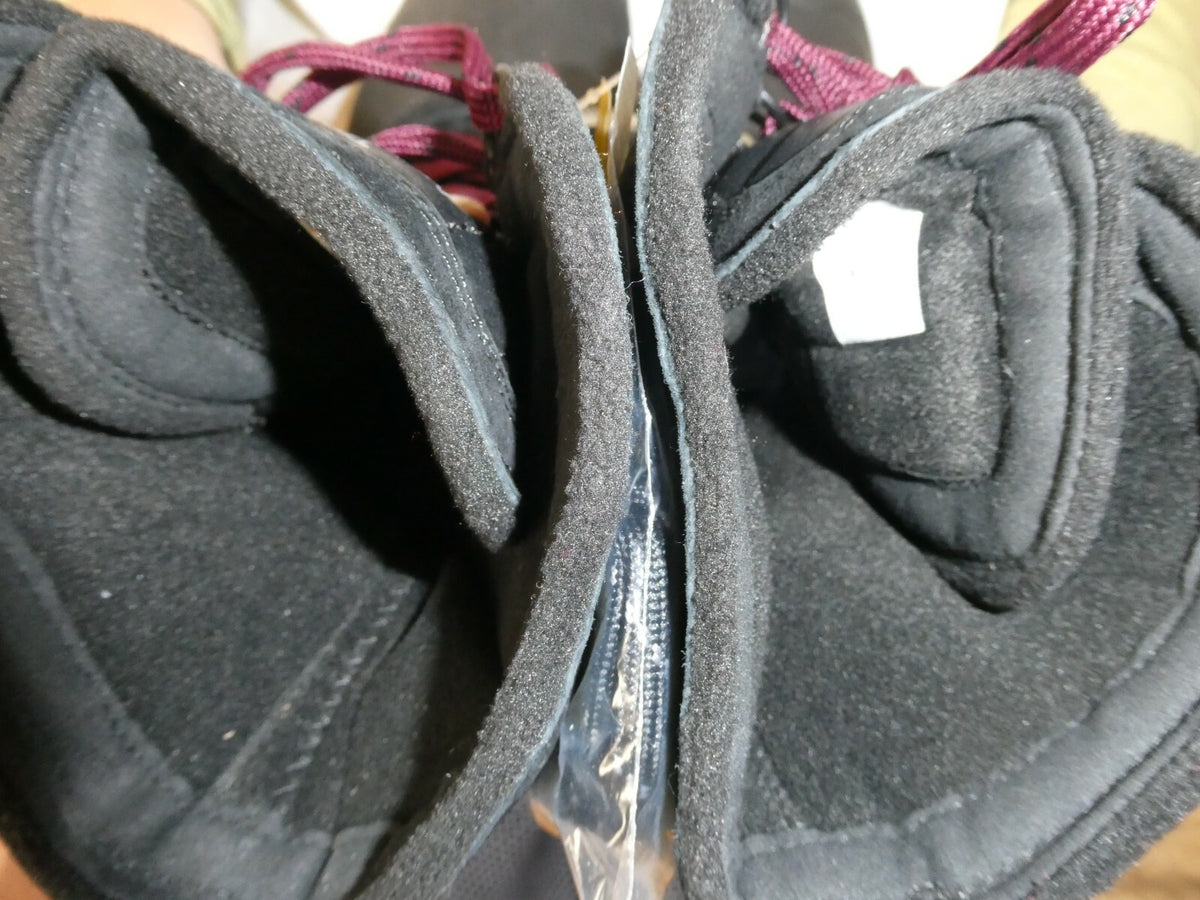 The North Face autentically black waterproof lace-up New boot size 7