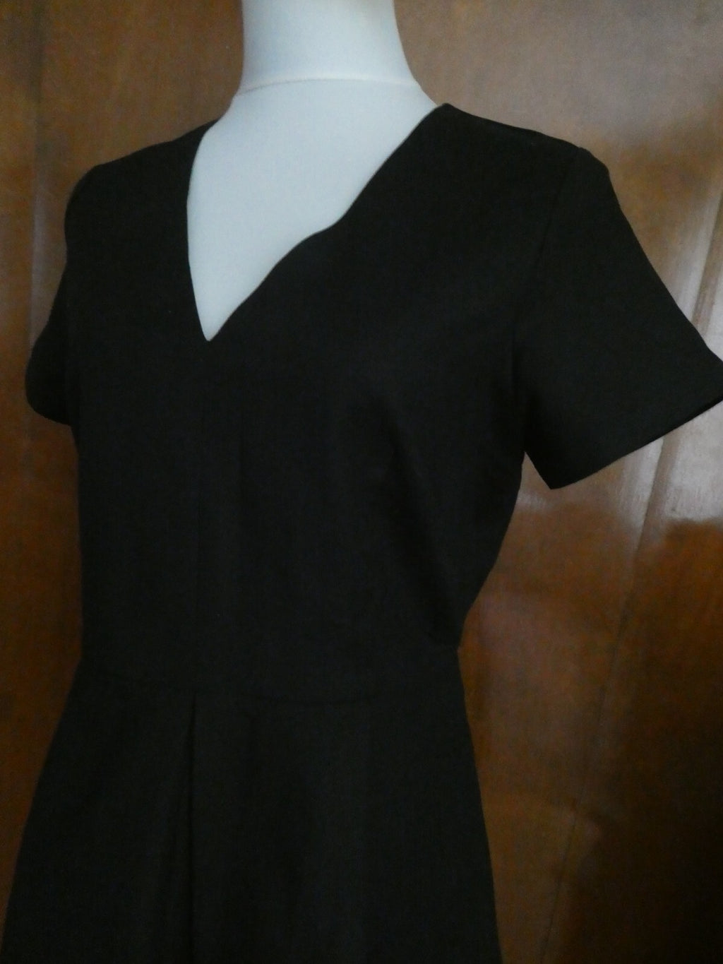 Gap women's black pleated cotton dress size 10