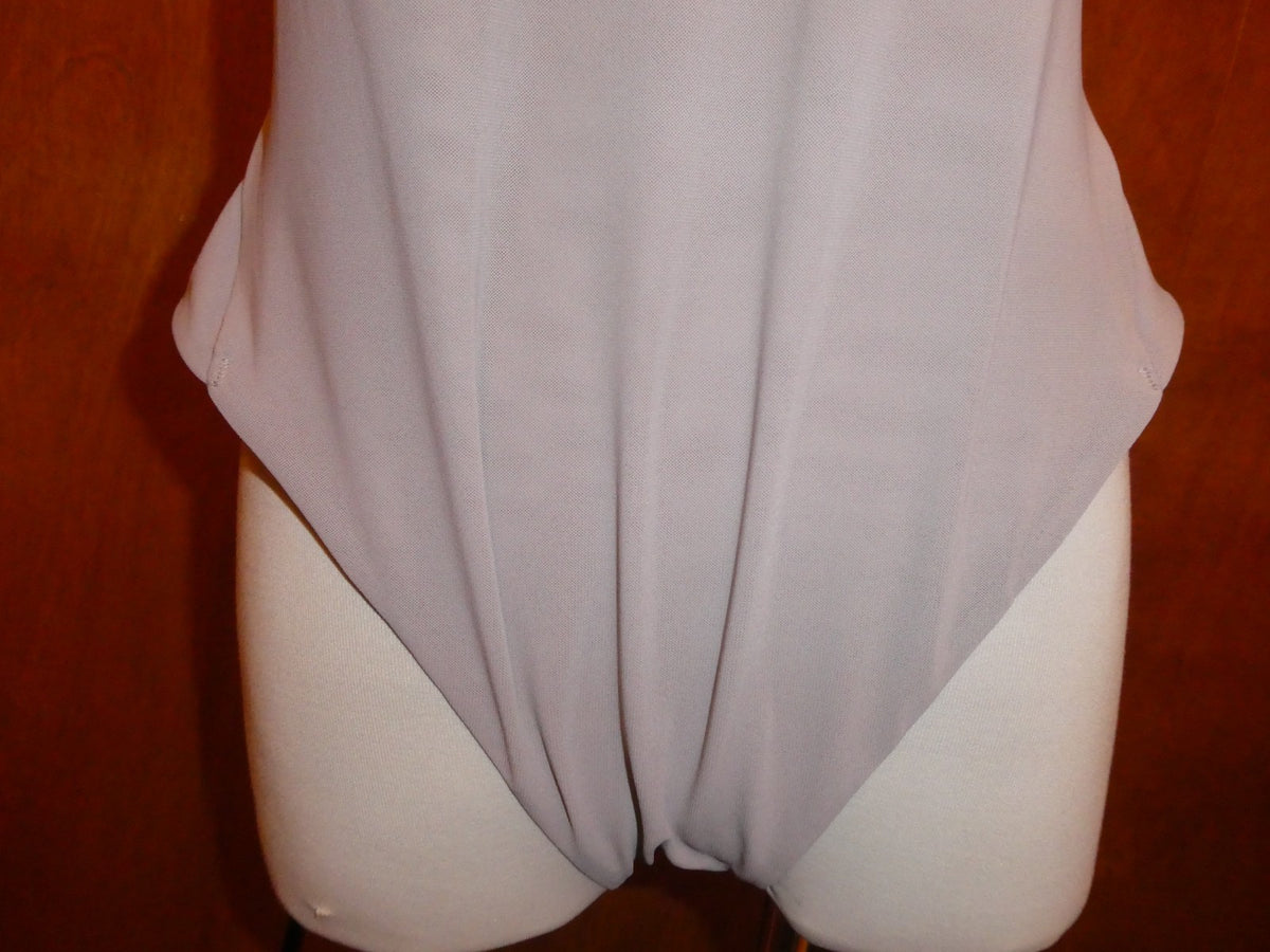 Lululemon women’s lilac low scoop back bodysuit adjustable straps Xlarge