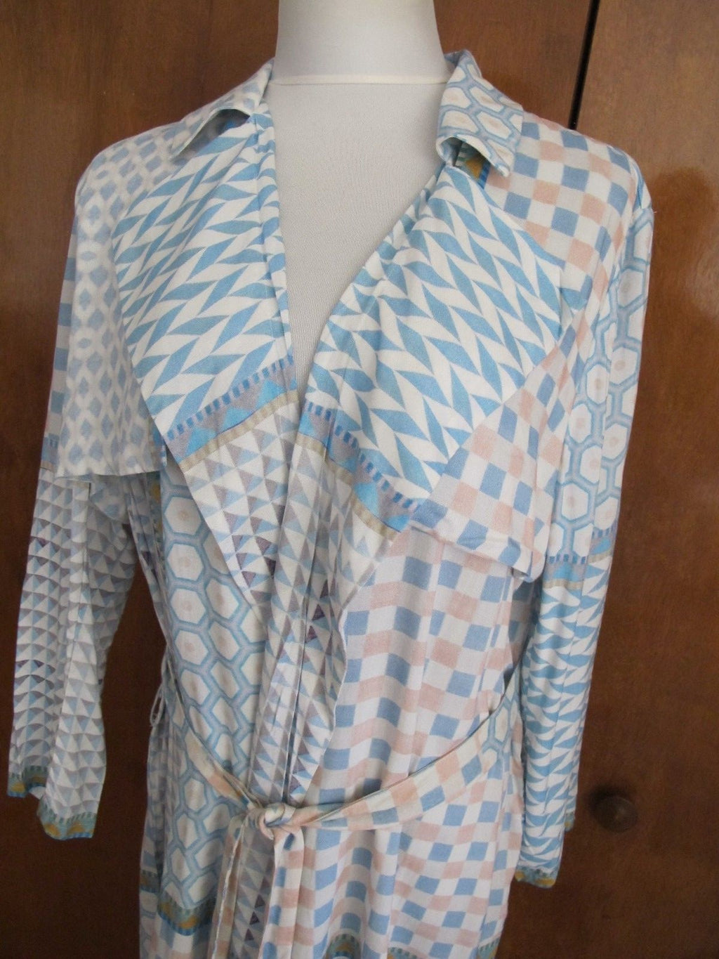 Anthropologie Women’s geo pattern rayon costa jacket 