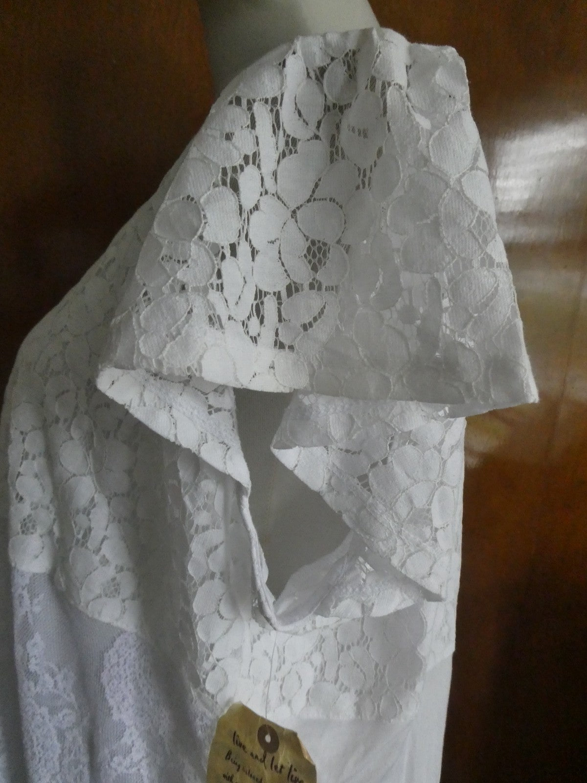 ONE Word women's white fabric craft embroidered lined blouse XLarge