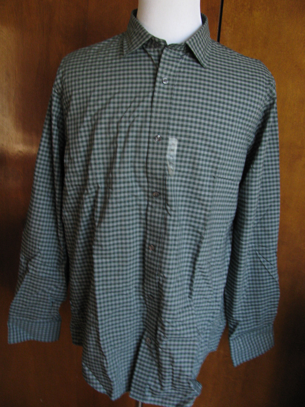 Banana Republc men’s multi-color cotton shirt size xlarge 17-17 1/2 XLarge