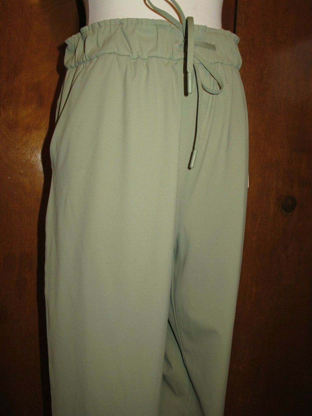 Lululemon Women's Green Stretch High Rise 7/8 Length Pant RSMG 