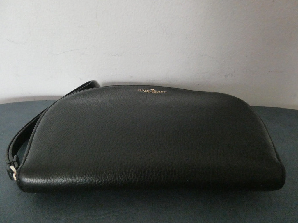 Kate Spade New York Black Pebbled Leather Wristlet Clutch Zip Pouch Wallet