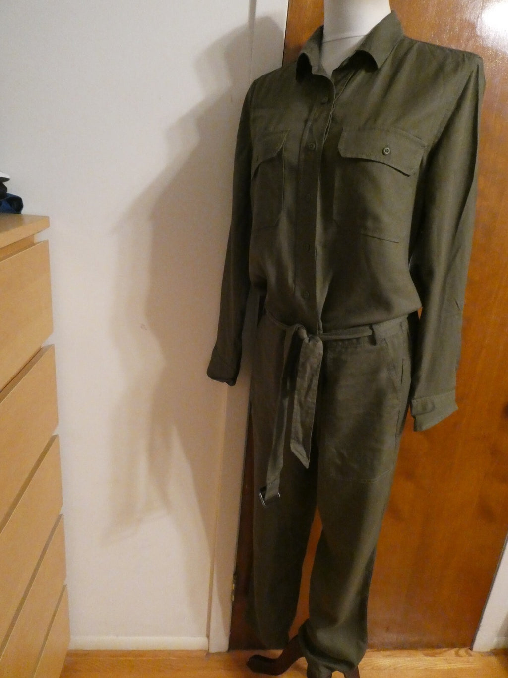 Gap women’s army green long sleeves lyocell jumpsuit size Medium, Large