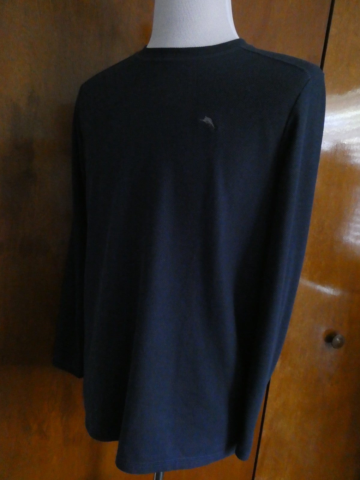 Tommy Bahama Men Medium Long Sleeve Shirt Black Crew Neck Casual Classic Fit
