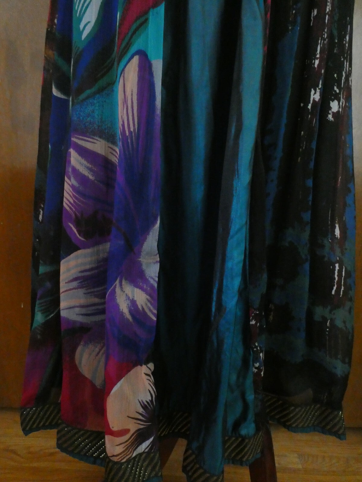DIMRI Long Night Jasmin Shimmer Shined Trim Women's Skirt Size Large New w/tag