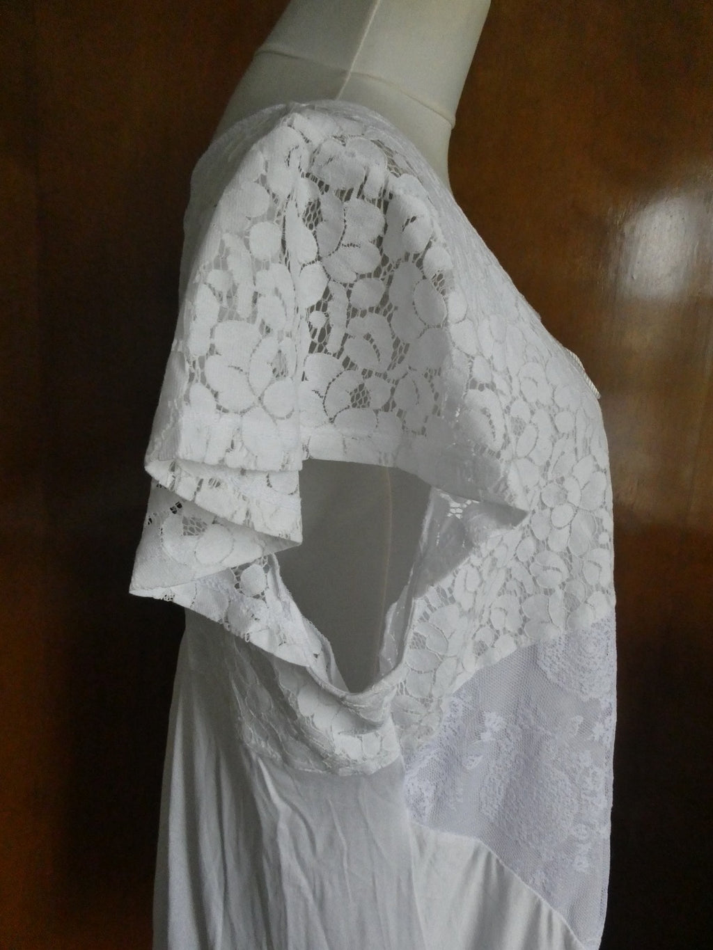 ONE Word women's white fabric craft embroidered lined blouse XLarge