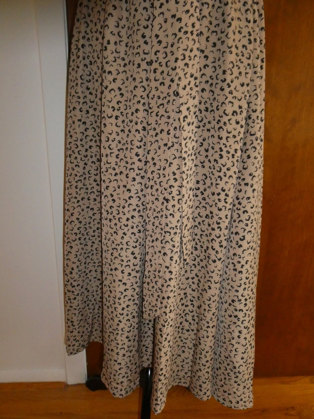 Zattcas Women's Small Black Rib Knit Animal Print Midi Dress Tie Waist NWT