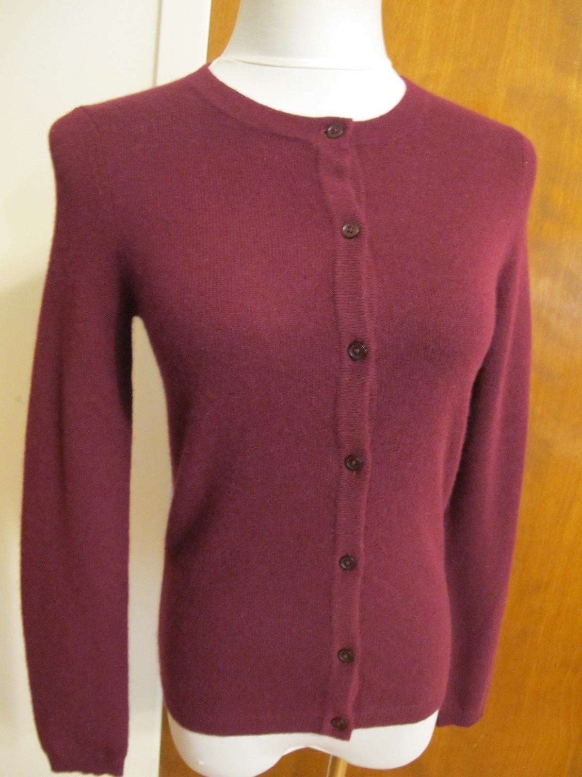 Bloomingdale's Women's Burgundy 2 Ply Cashmere Luxe Long Sleeves Cardigan XS 